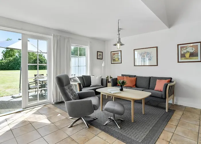 Strandgardsvej Brenderup Fyn Denm * Bro (Funen)